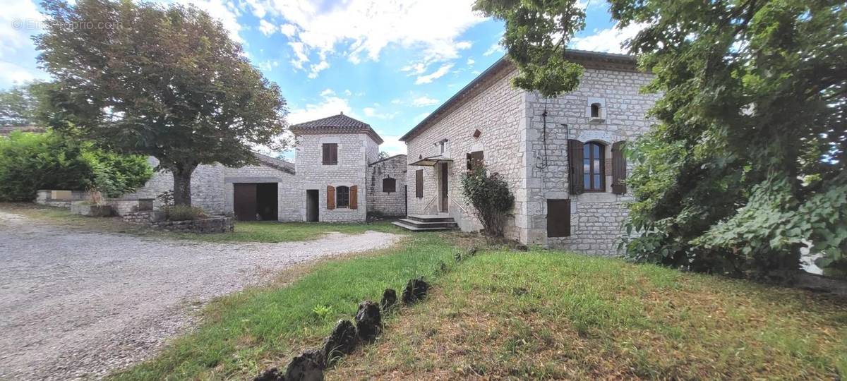 Maison à LAUZERTE