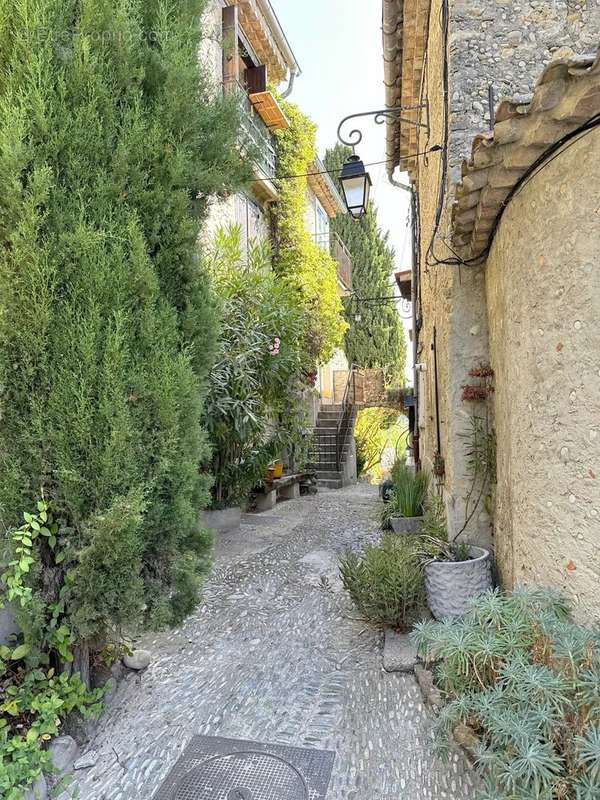 Maison à CAGNES-SUR-MER