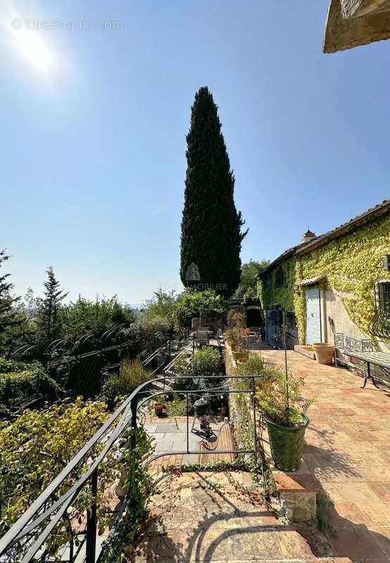 Maison à CAGNES-SUR-MER