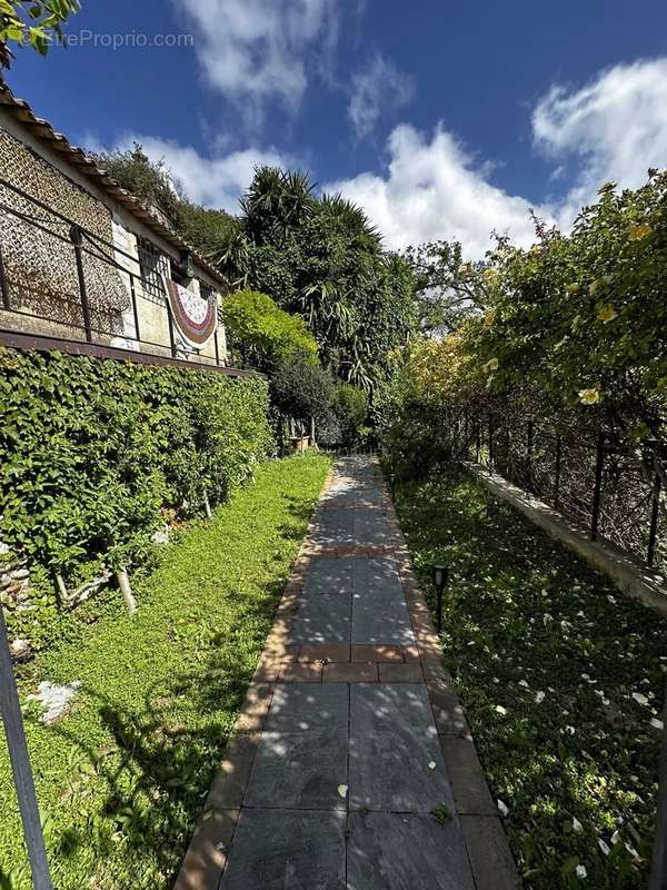 Maison à CAGNES-SUR-MER