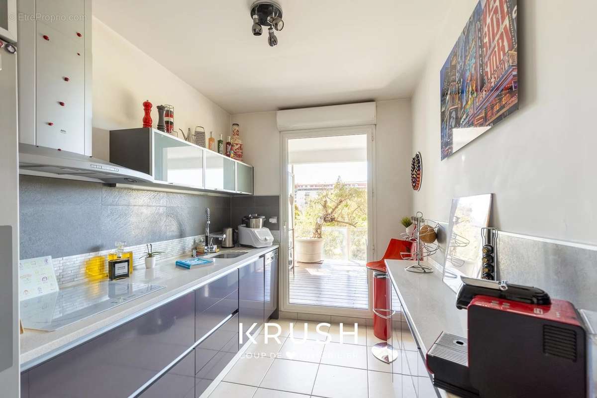 Appartement à MARSEILLE-10E