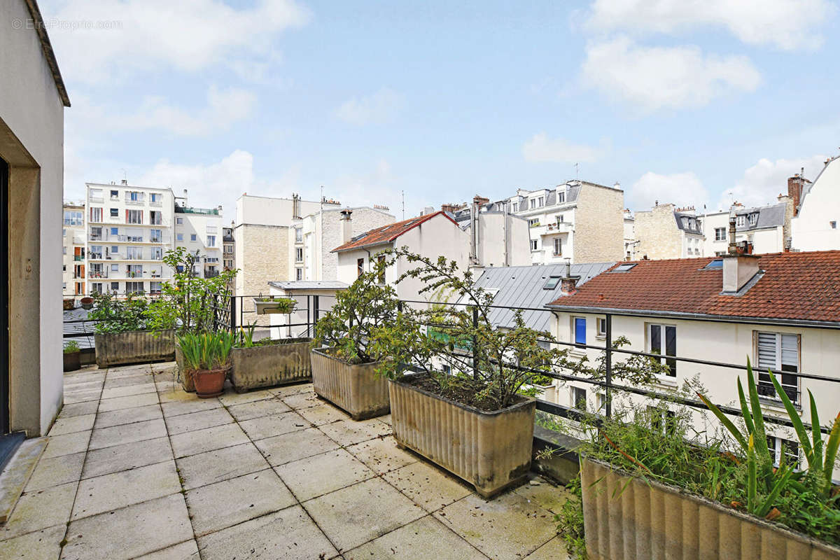 Appartement à PARIS-15E