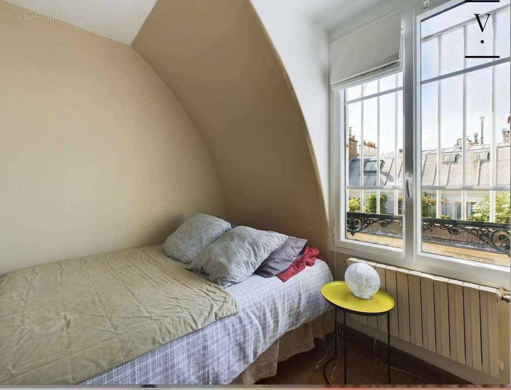 Appartement à PARIS-6E