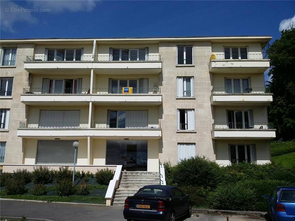 Appartement à BERNAY