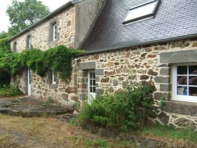 Maison à PONT-DE-BUIS-LES-QUIMERCH