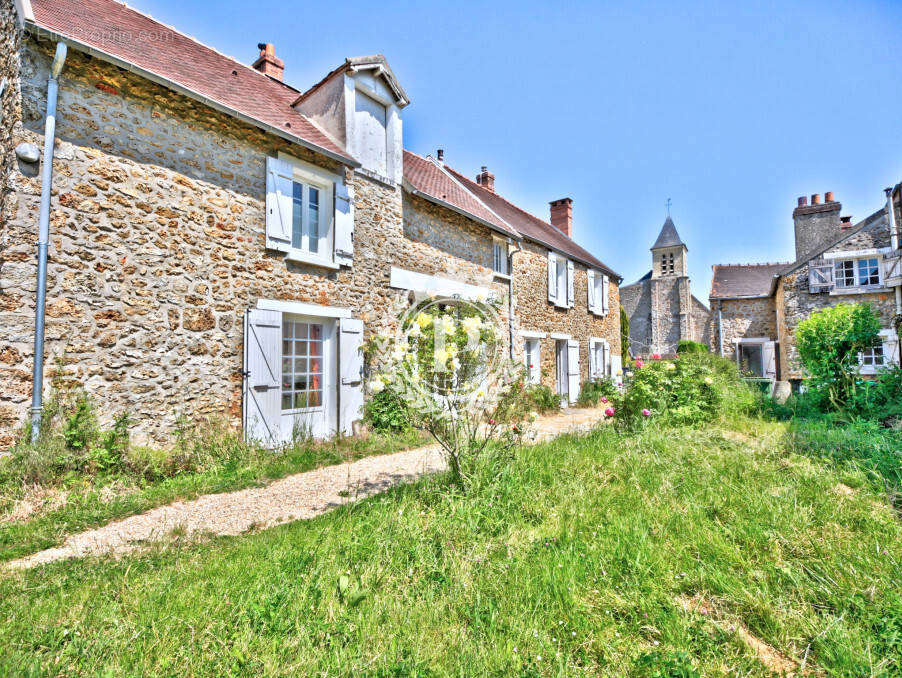 Maison à MAGNY-LES-HAMEAUX