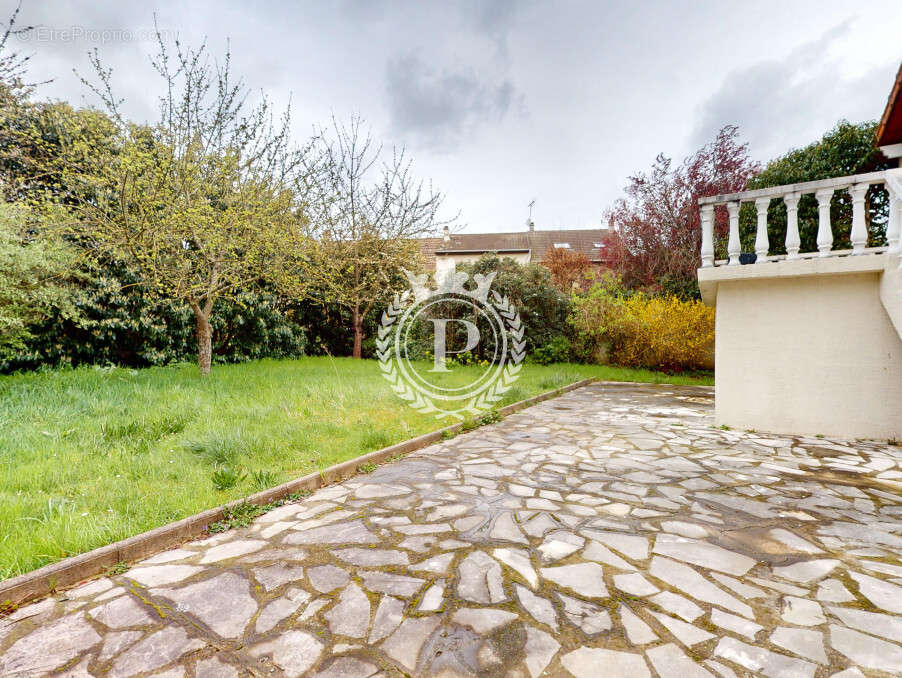 Maison à CHELLES