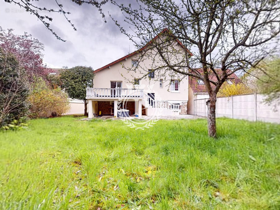 Maison à CHELLES