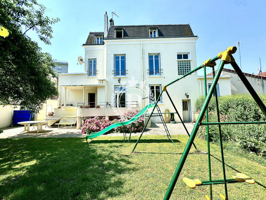 Maison à NEUILLY-PLAISANCE