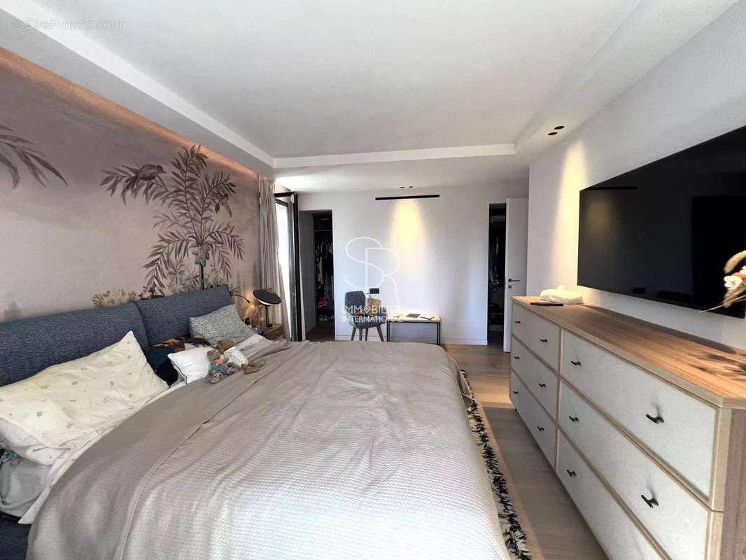 Appartement à VILLENEUVE-LOUBET