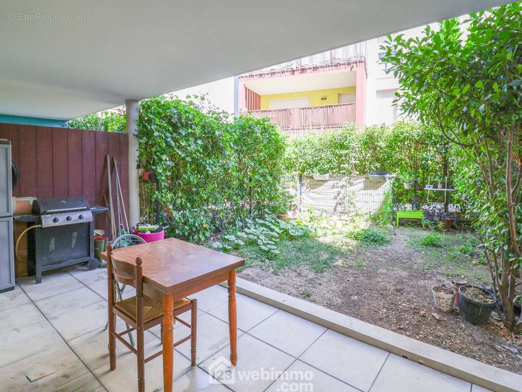 Appartement à MARSEILLE-9E