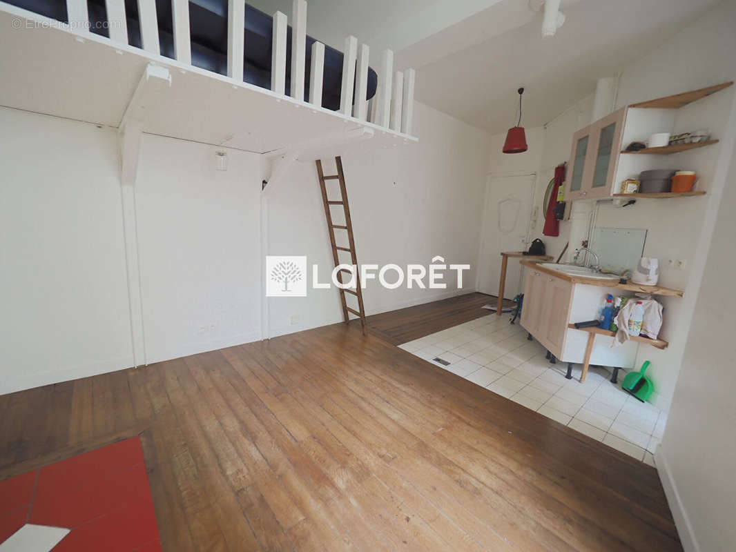 Appartement à PARIS-20E