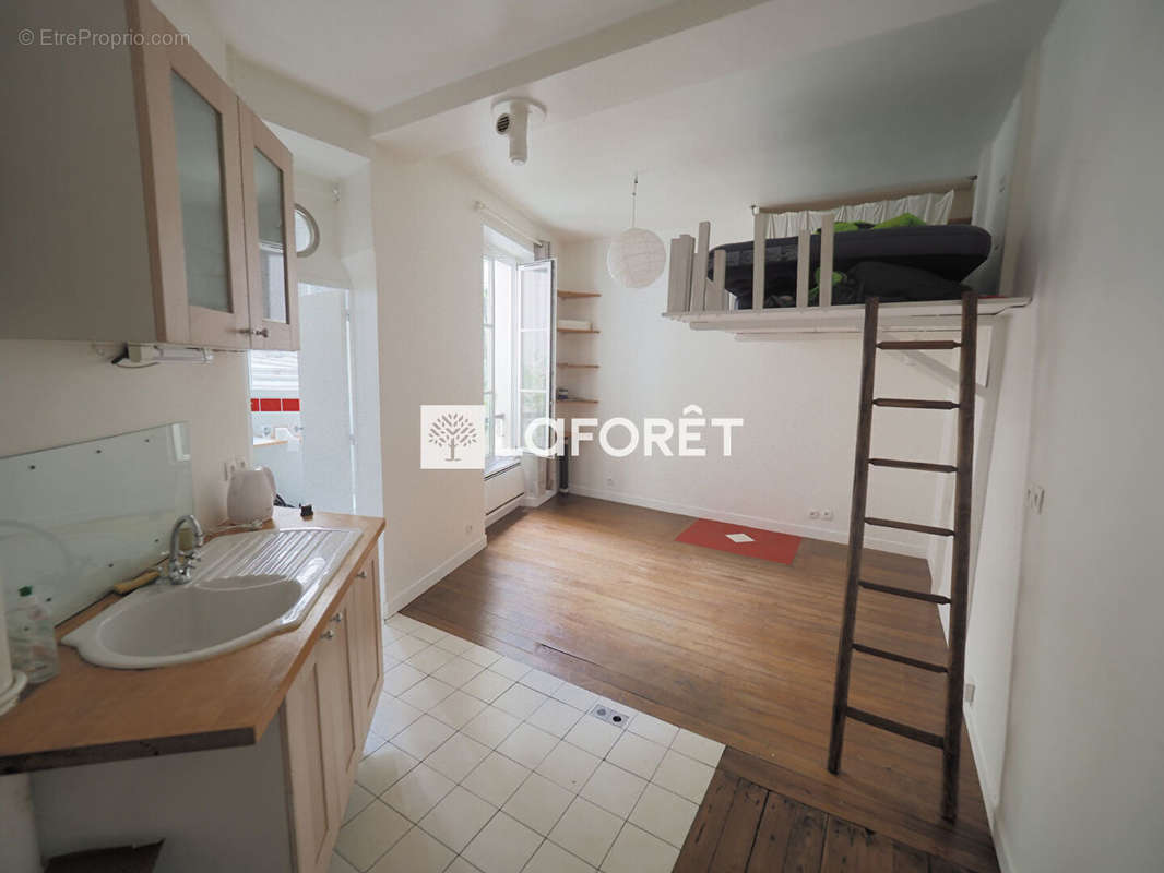 Appartement à PARIS-20E