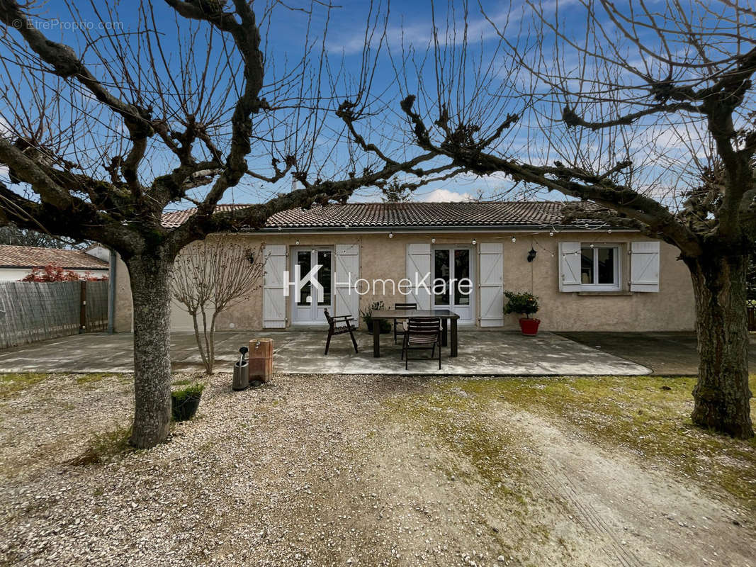 Maison à SAINT-HILAIRE