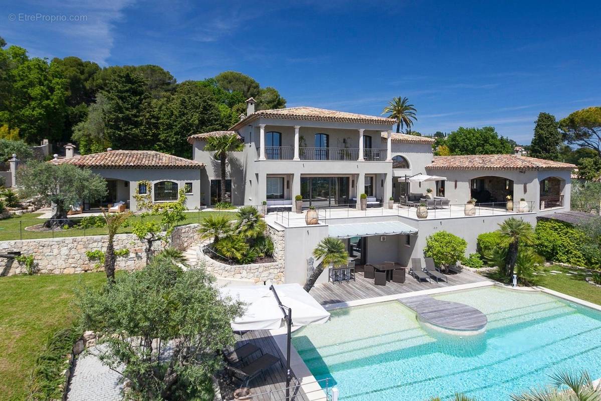 Maison à MOUGINS