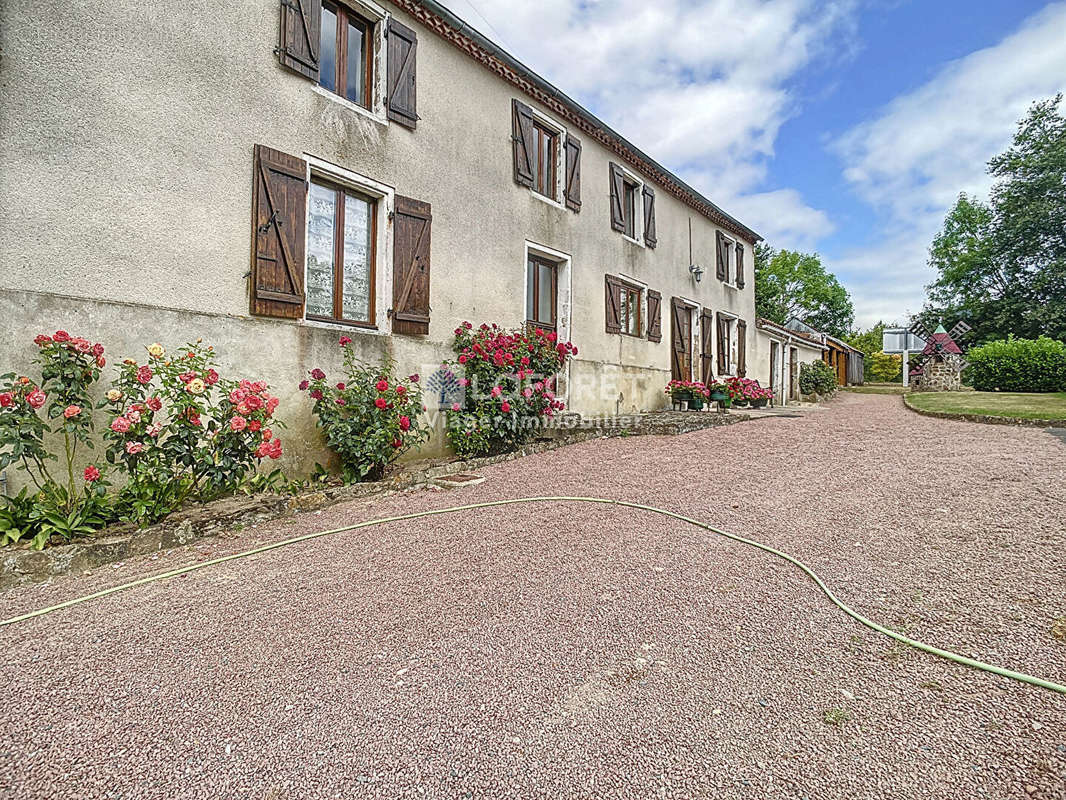 Maison à BRESSUIRE