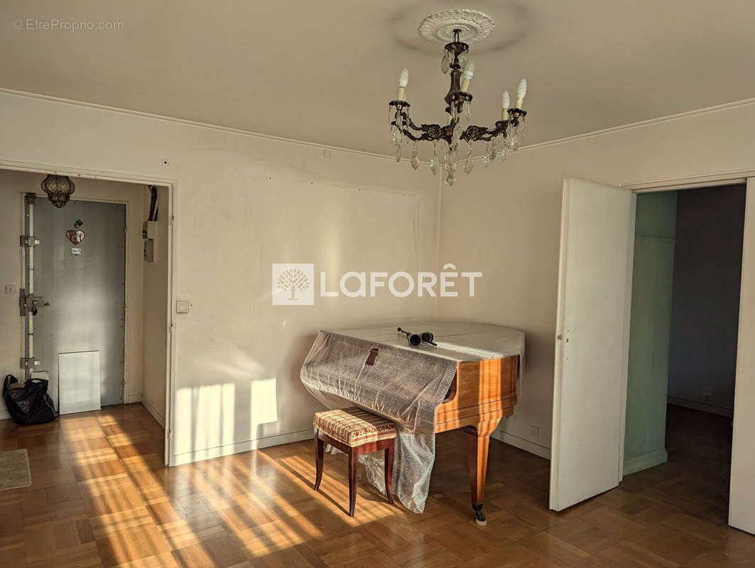 Appartement à NEUILLY-SUR-MARNE