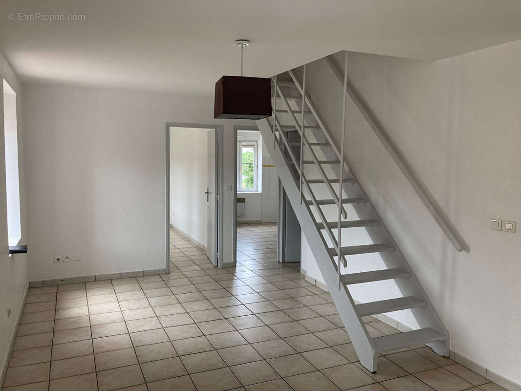 Appartement à MARENNES