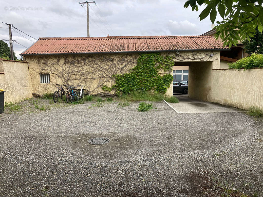 Appartement à MARENNES