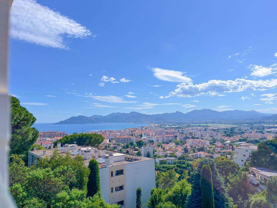 Appartement à CANNES