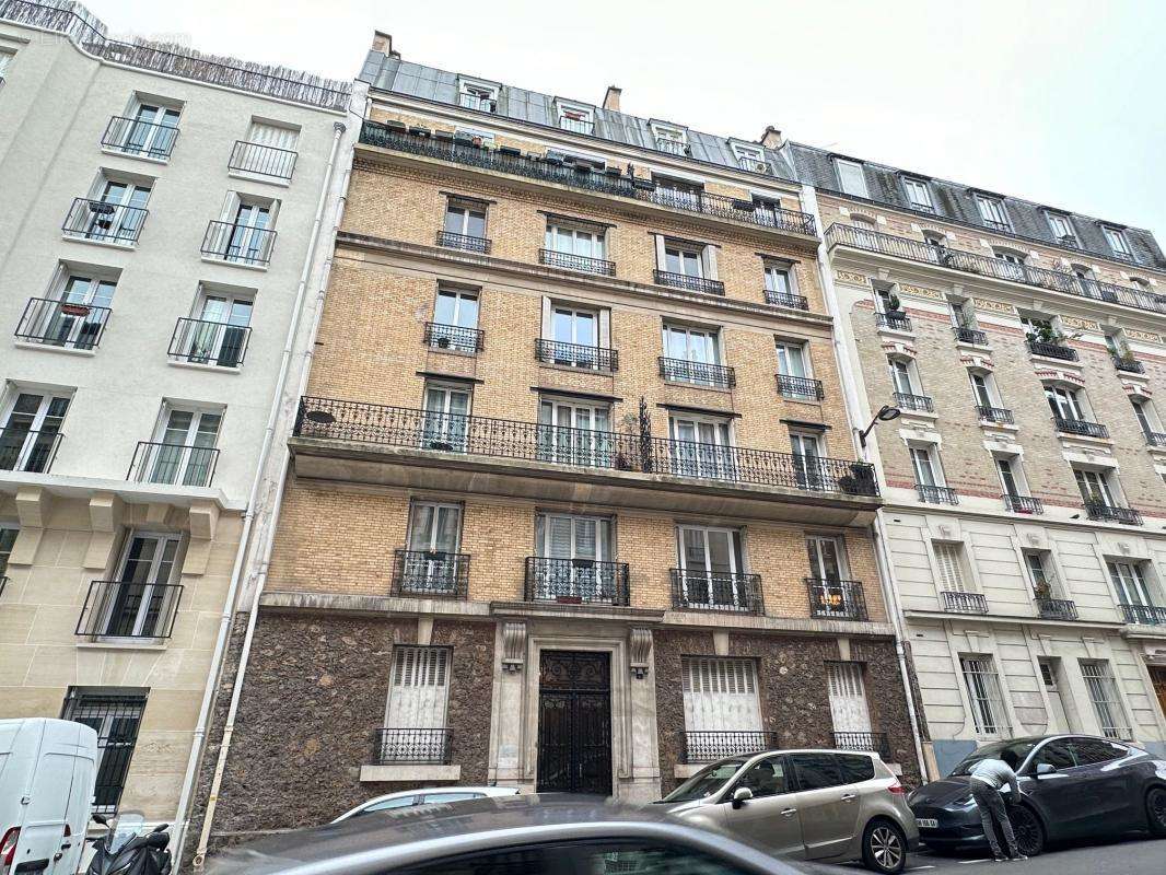 Appartement à PARIS-12E