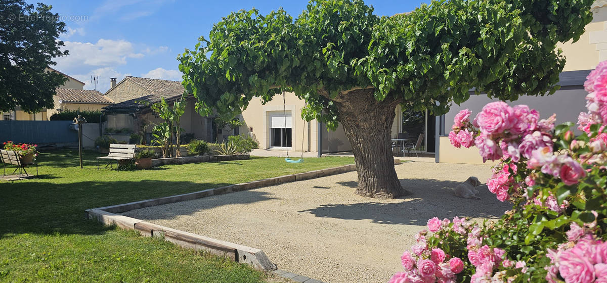 Maison à LIVRON-SUR-DROME