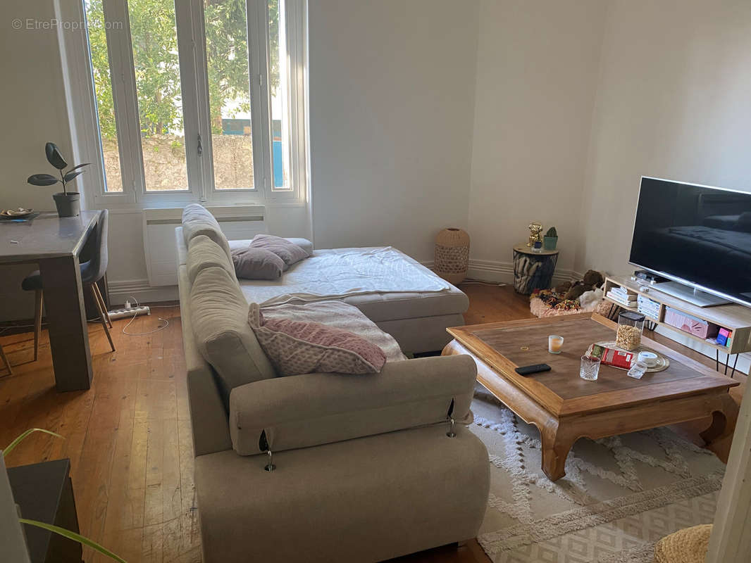 Appartement à BOURG-LES-VALENCE