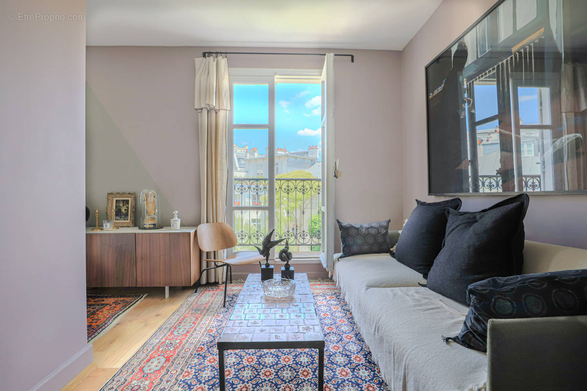 Appartement à PARIS-9E