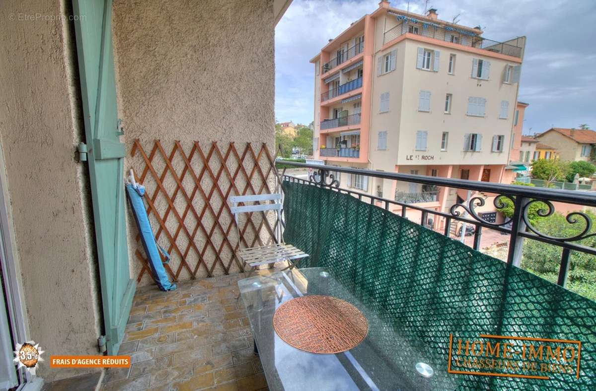 Appartement à VALLAURIS