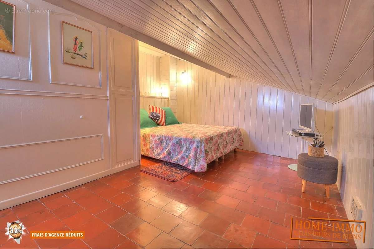 Appartement à VALLAURIS