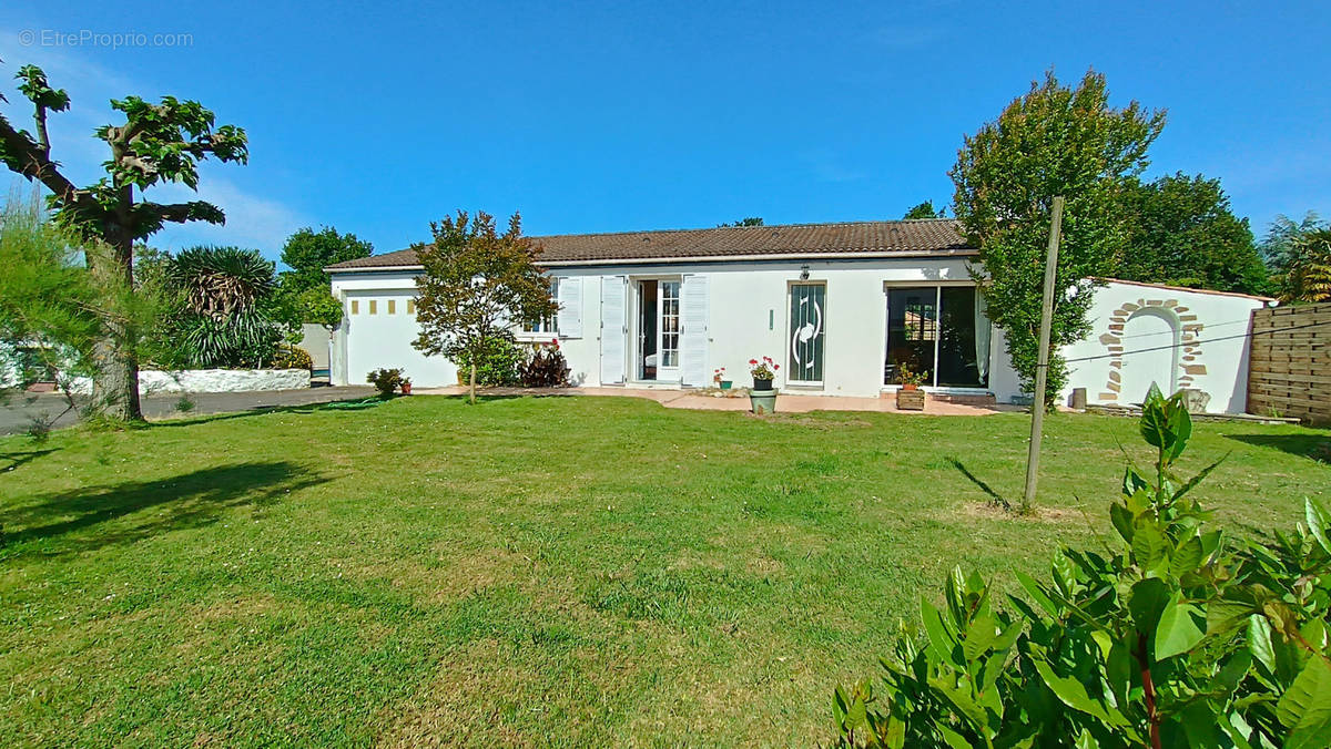 Maison à SAINTE-FOY