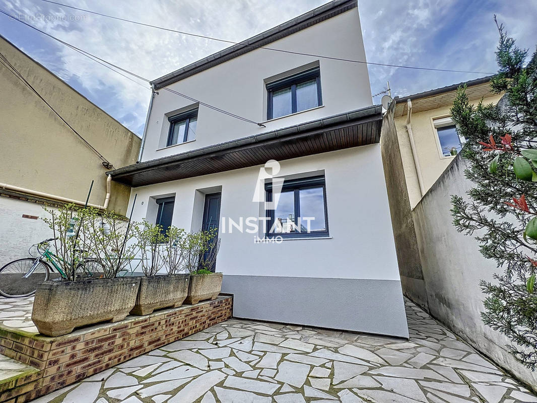 Appartement à MONTREUIL