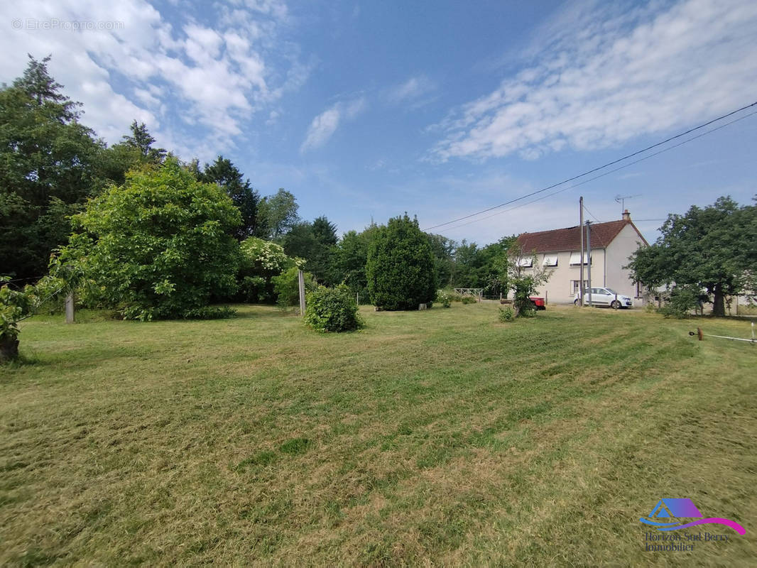 Maison à CHAMPILLET