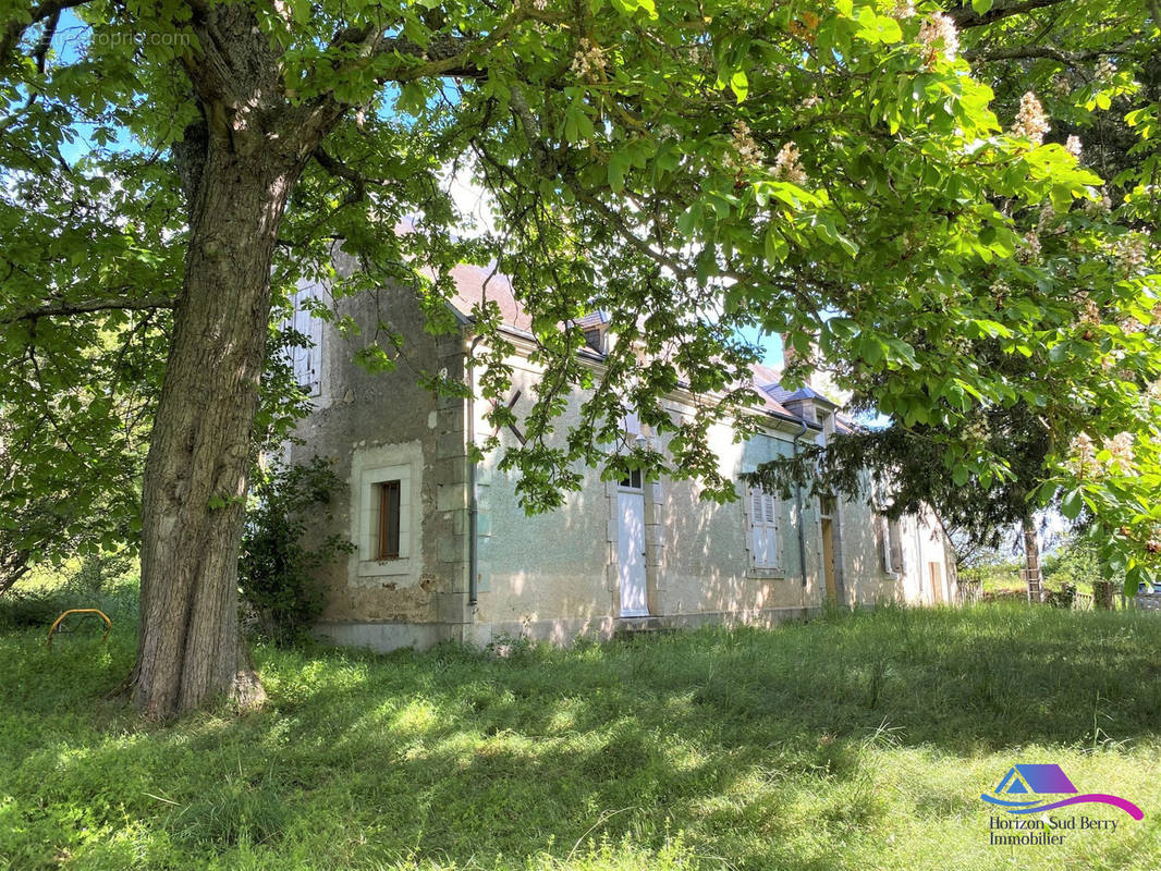 Maison à LE CHATELET