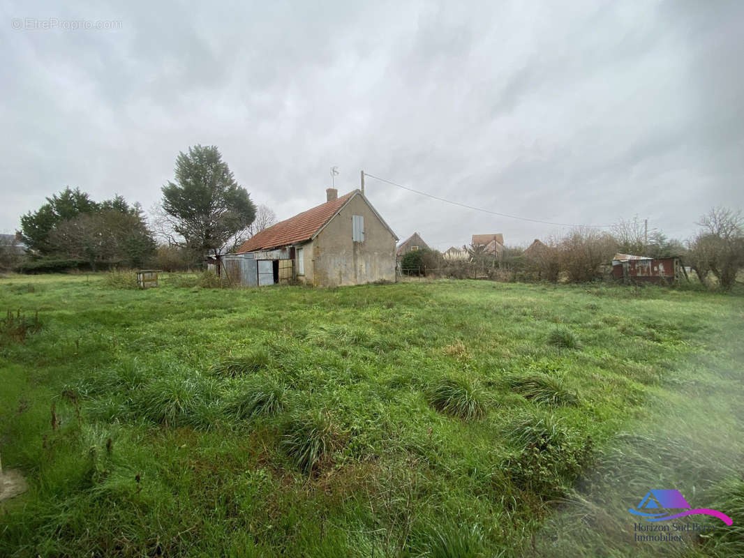 Maison à INEUIL