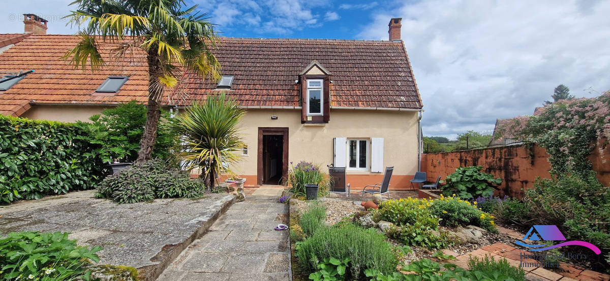 Maison à THEVET-SAINT-JULIEN