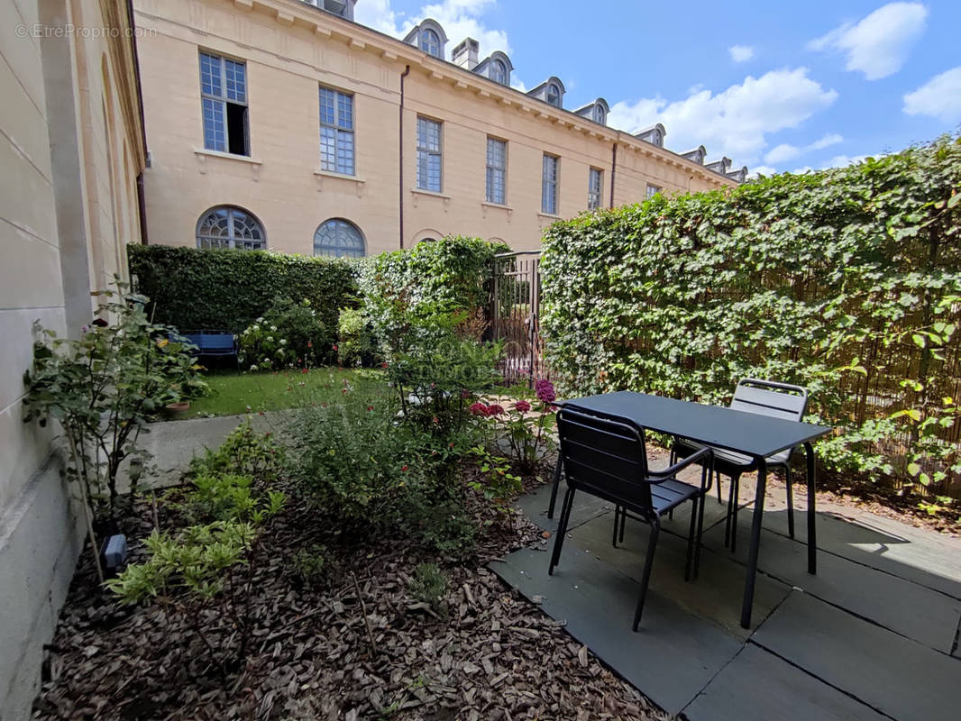 Appartement à VERSAILLES