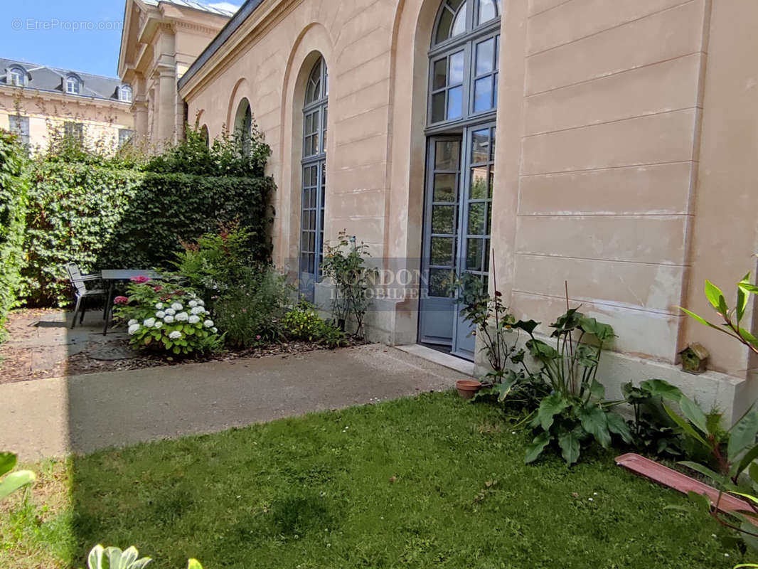 Appartement à VERSAILLES