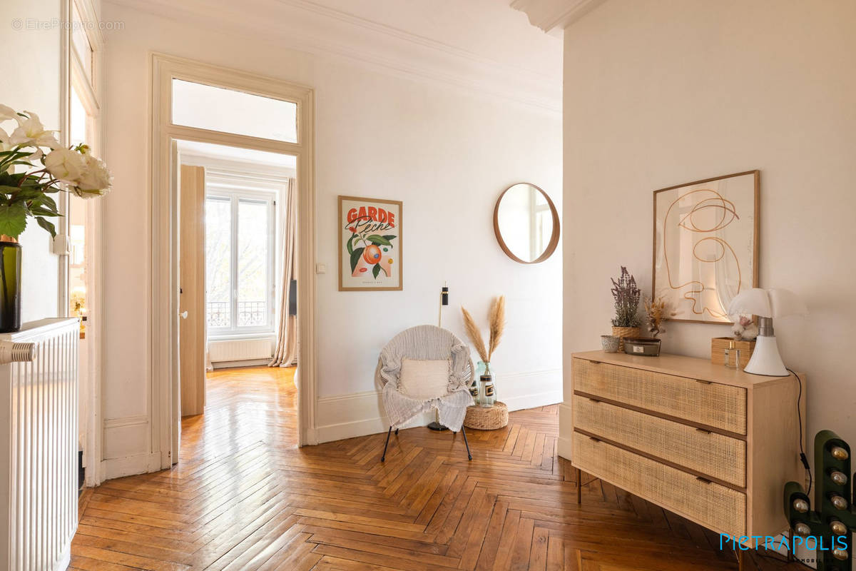 Appartement à LYON-6E