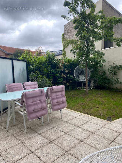 Appartement à GENNEVILLIERS