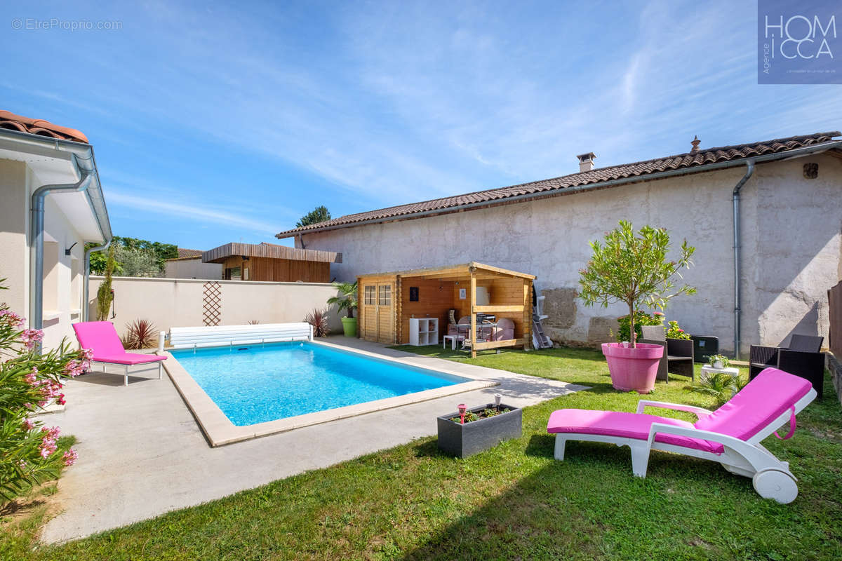 Maison à CAILLOUX-SUR-FONTAINES