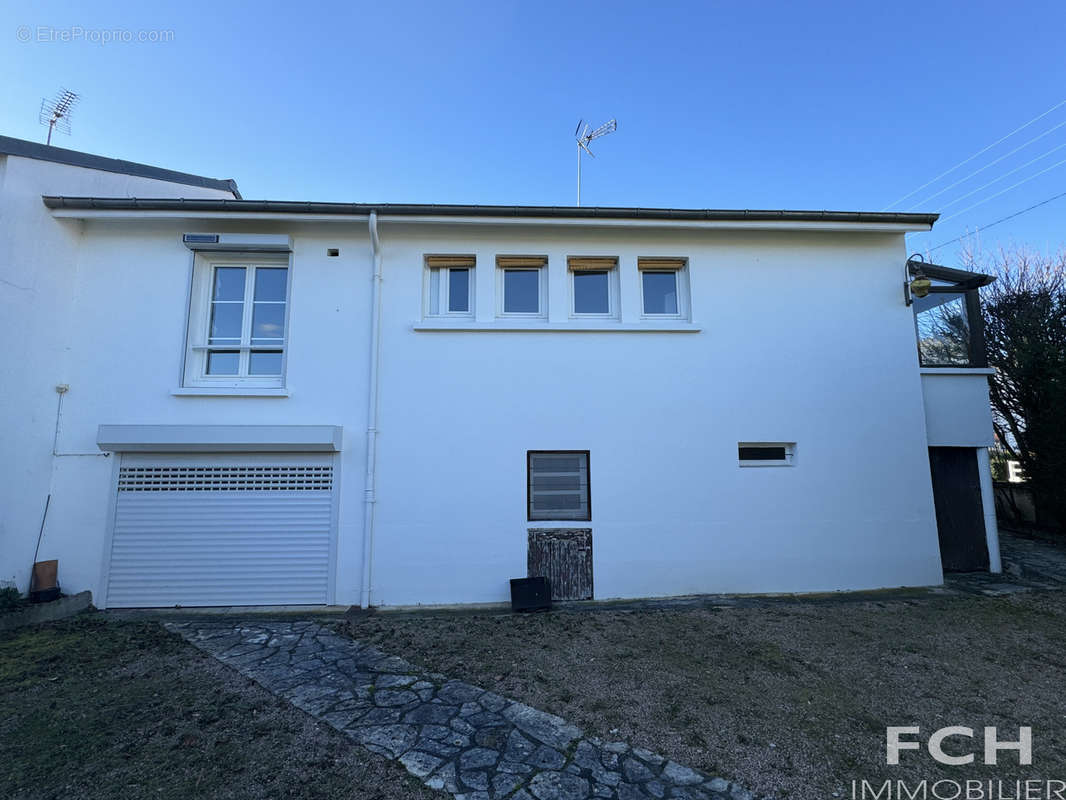 Maison à BELLERIVE-SUR-ALLIER