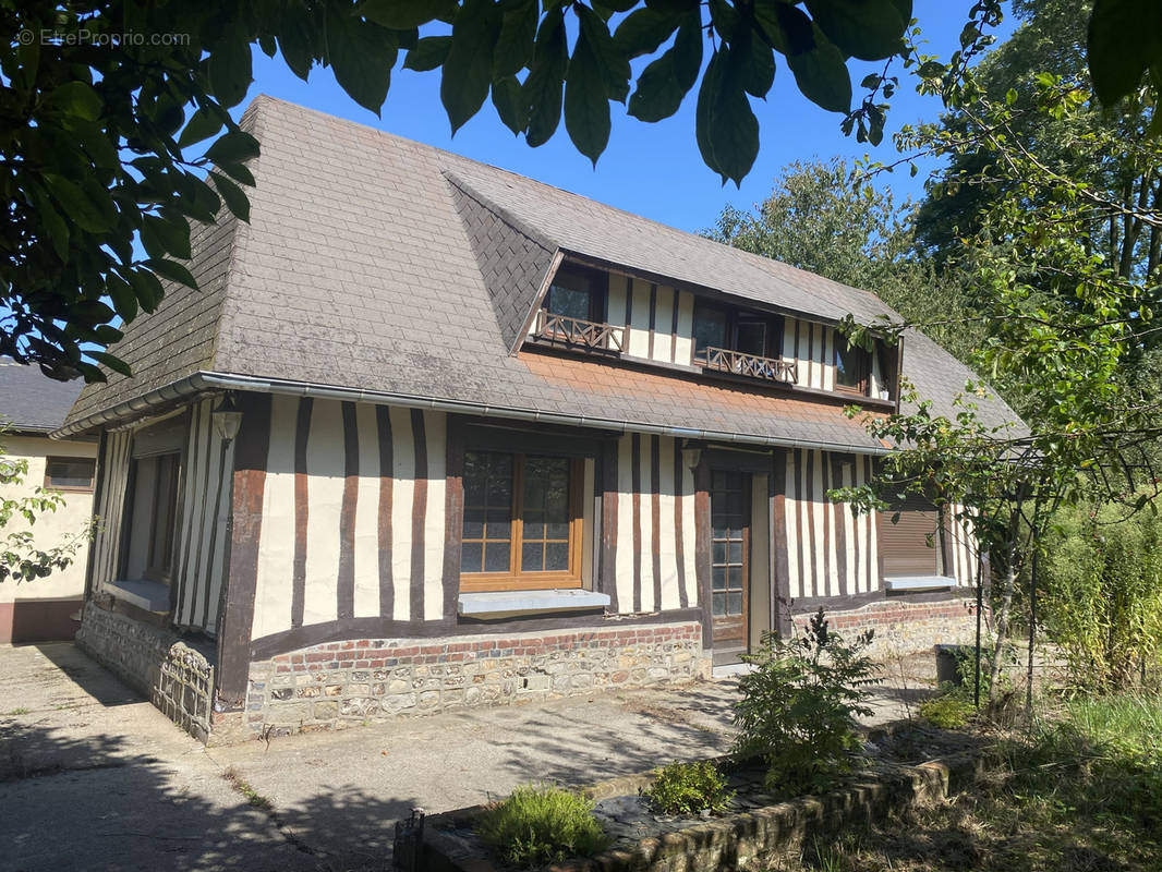 Maison à CANY-BARVILLE