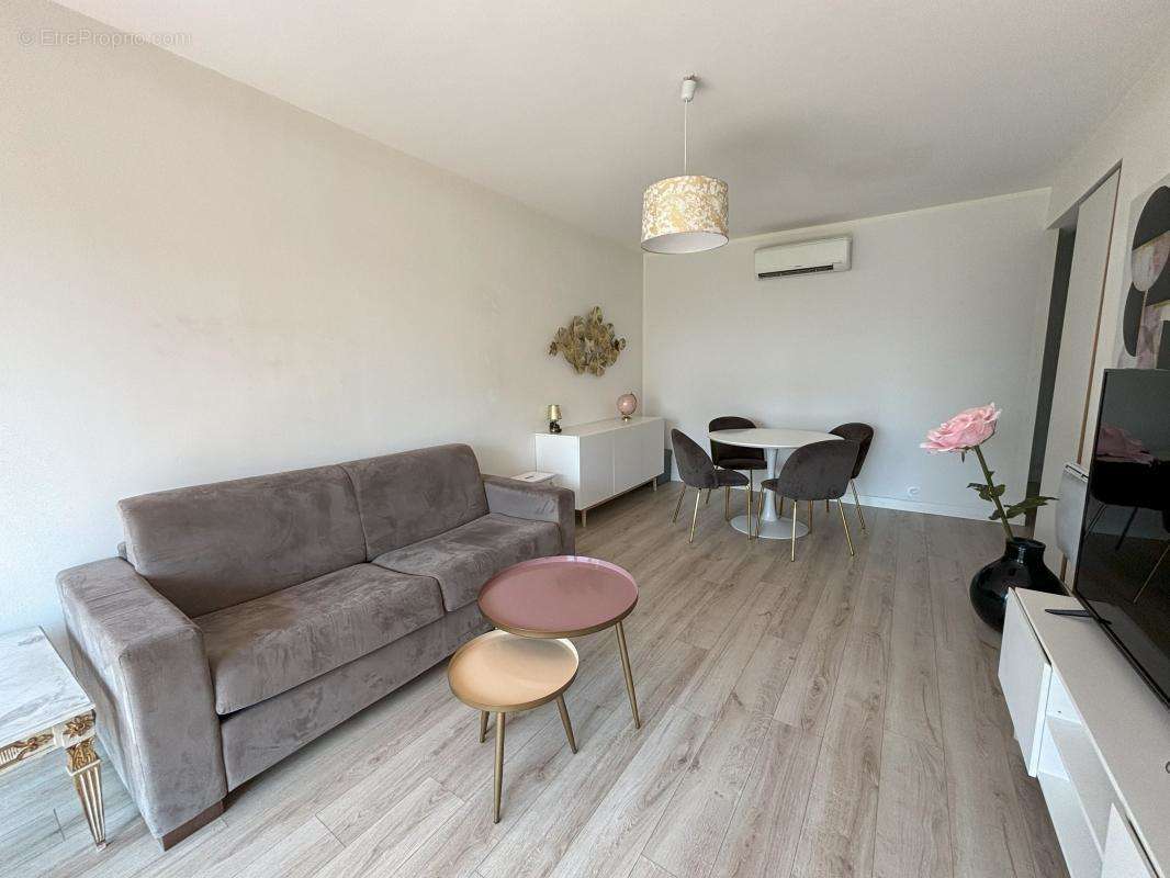 Appartement à CAGNES-SUR-MER