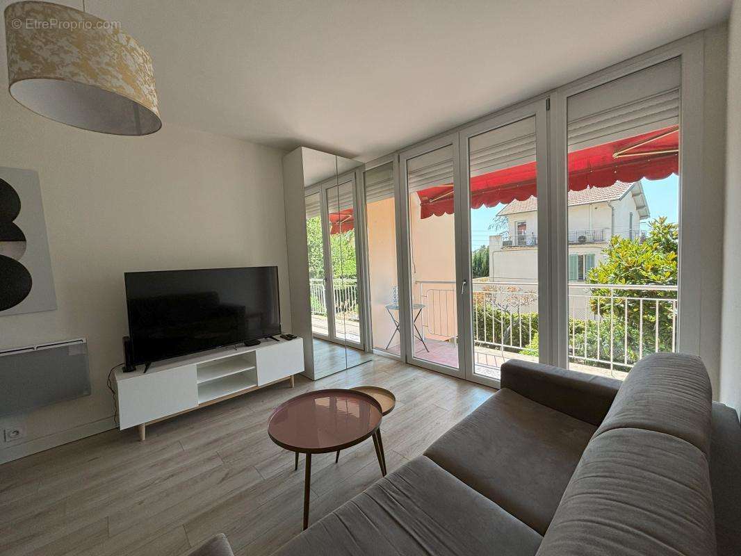 Appartement à CAGNES-SUR-MER