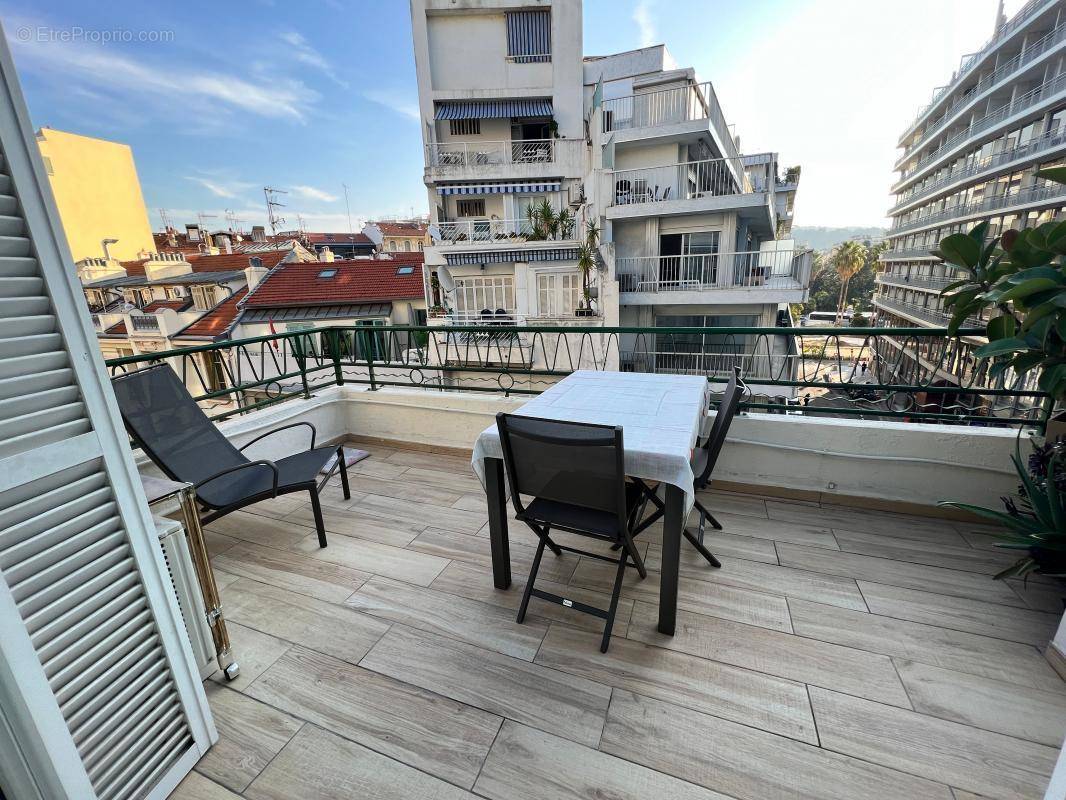 Appartement à NICE