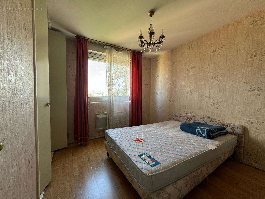 Appartement à MARSEILLE-10E