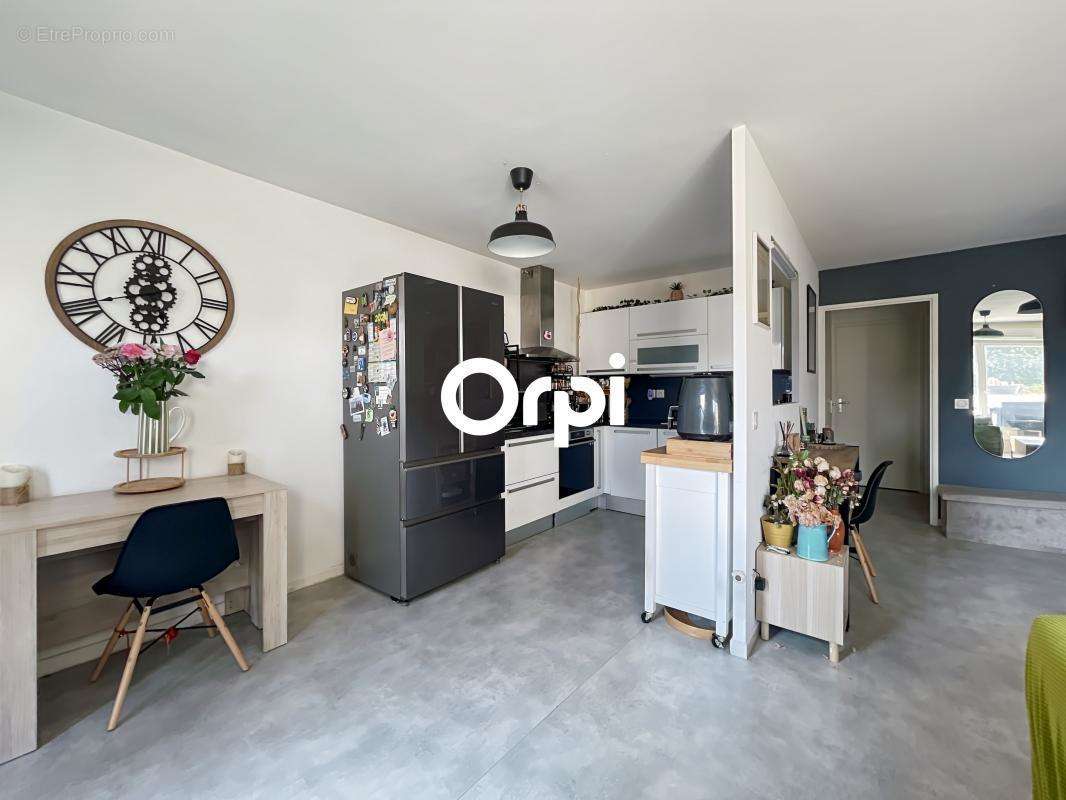 Appartement à MARSEILLE-14E