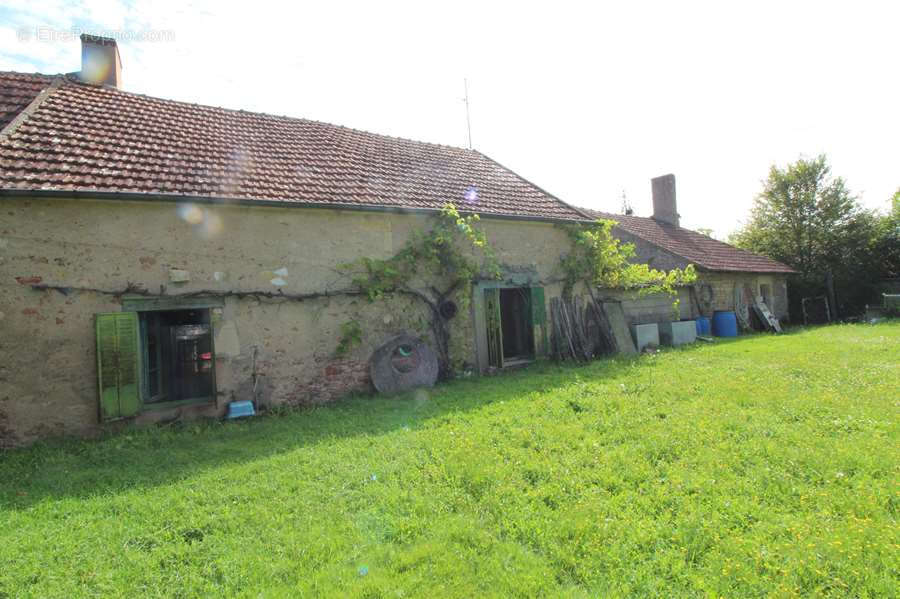 Maison à TANNAY