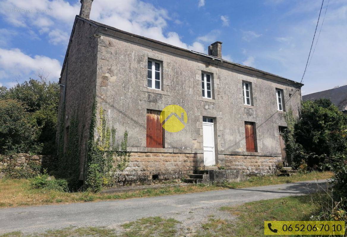 Maison à BOUSSAC